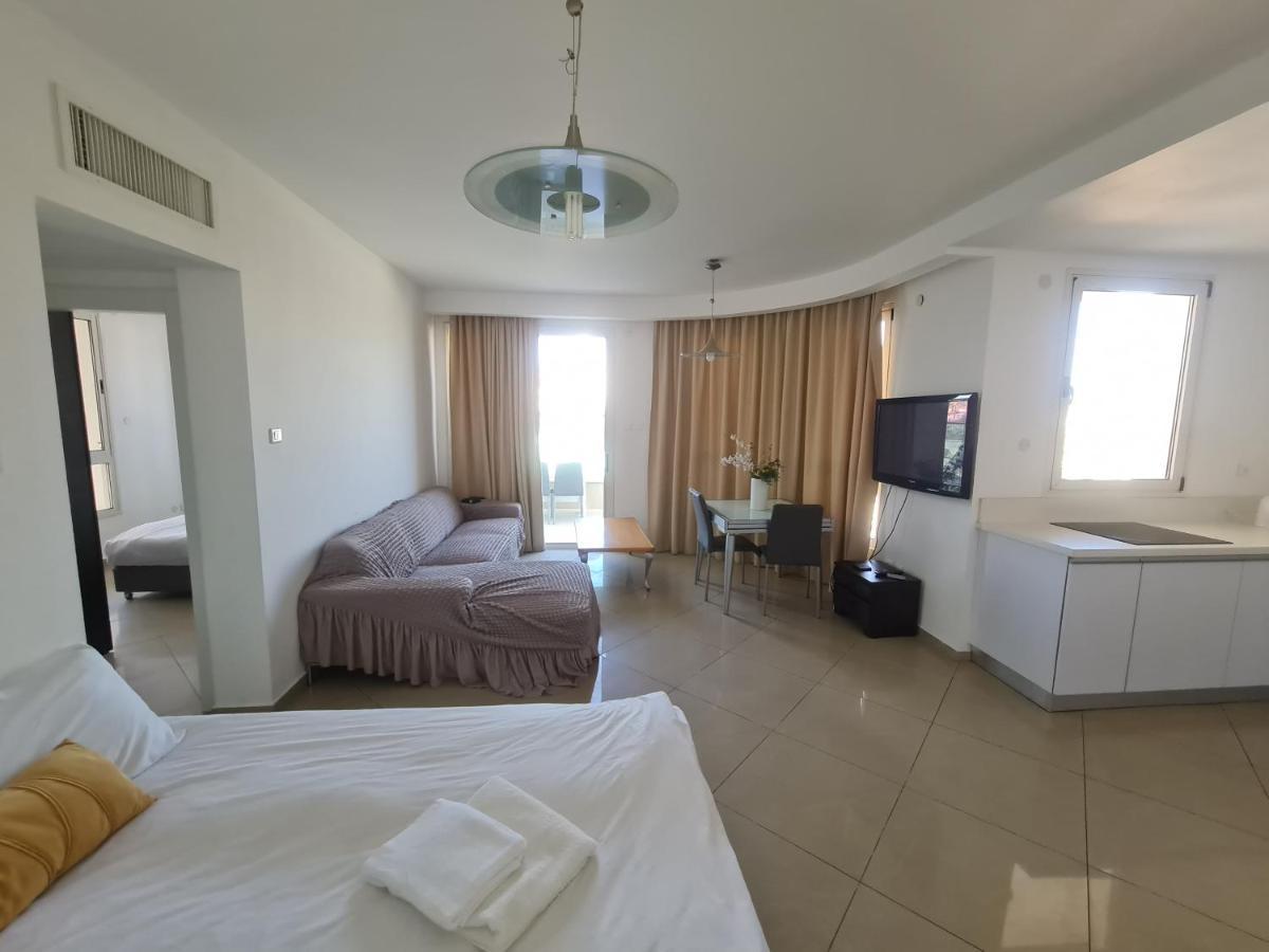 Luxury Exclusive Top Class Apartments Near The Sea With Pool Эйлат Экстерьер фото